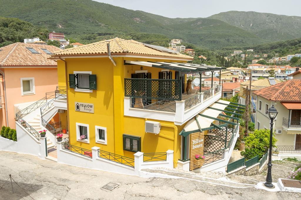 Yellow House Parga Exterior photo